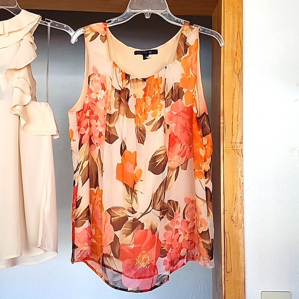 NWOT LAFAYETTE 148 NEW YORK 100% Silk Top